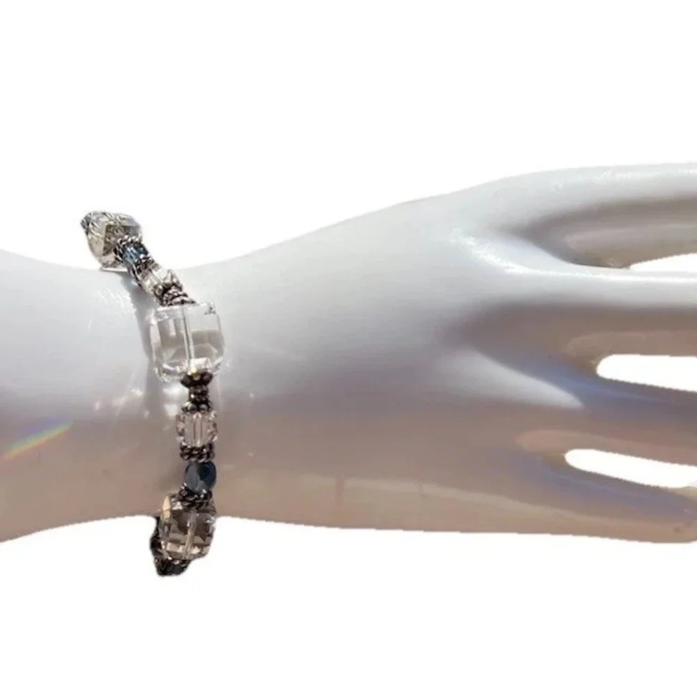 Vintage Silver Boho Chunky Blue White Clear Beaded Glass Women’s Sz 7”